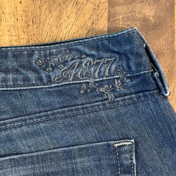 American Eagle Outfitters Women's True Boot Low Rise Denim Jean Blue Size 8 - Picture 9 of 9